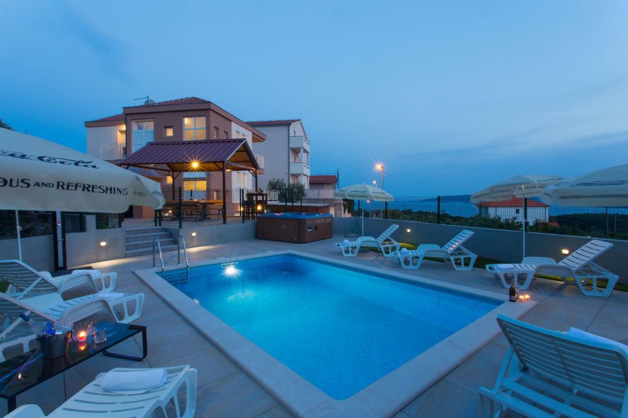 Villa Honey Seget Vranjica Exteriör bild