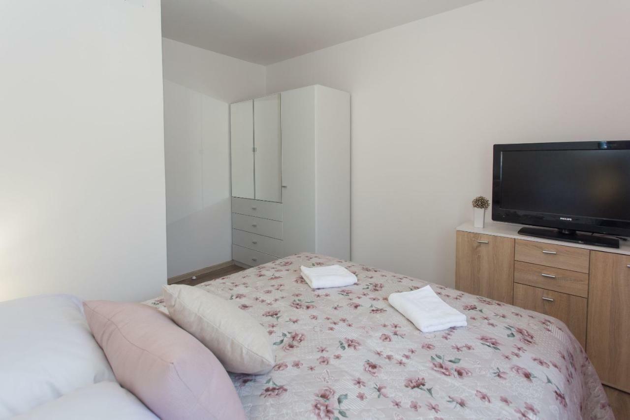 Villa Honey Seget Vranjica Exteriör bild