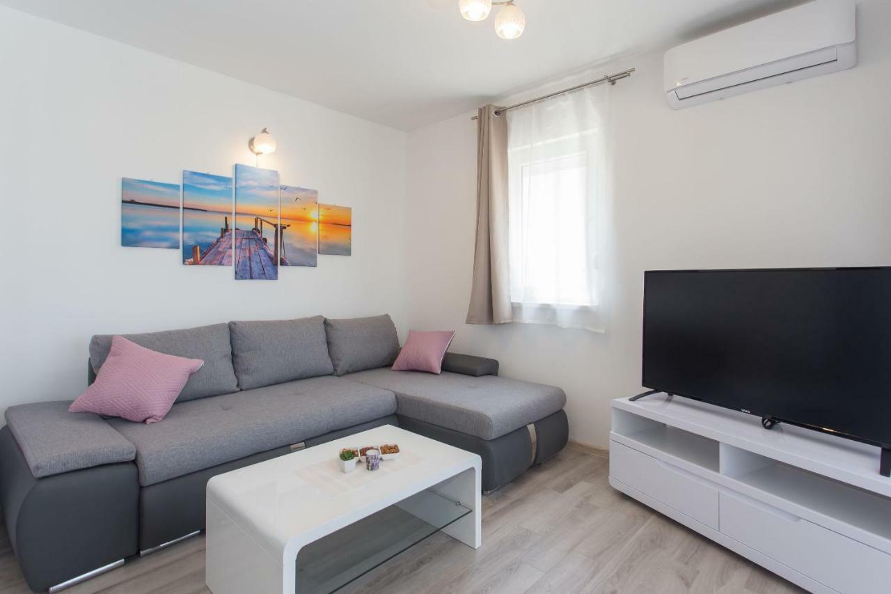 Villa Honey Seget Vranjica Exteriör bild
