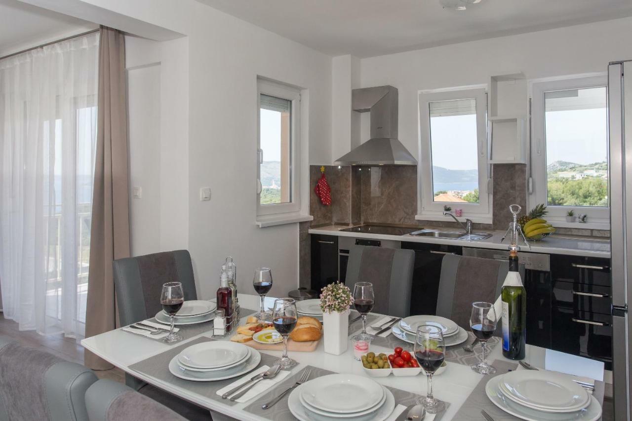 Villa Honey Seget Vranjica Exteriör bild