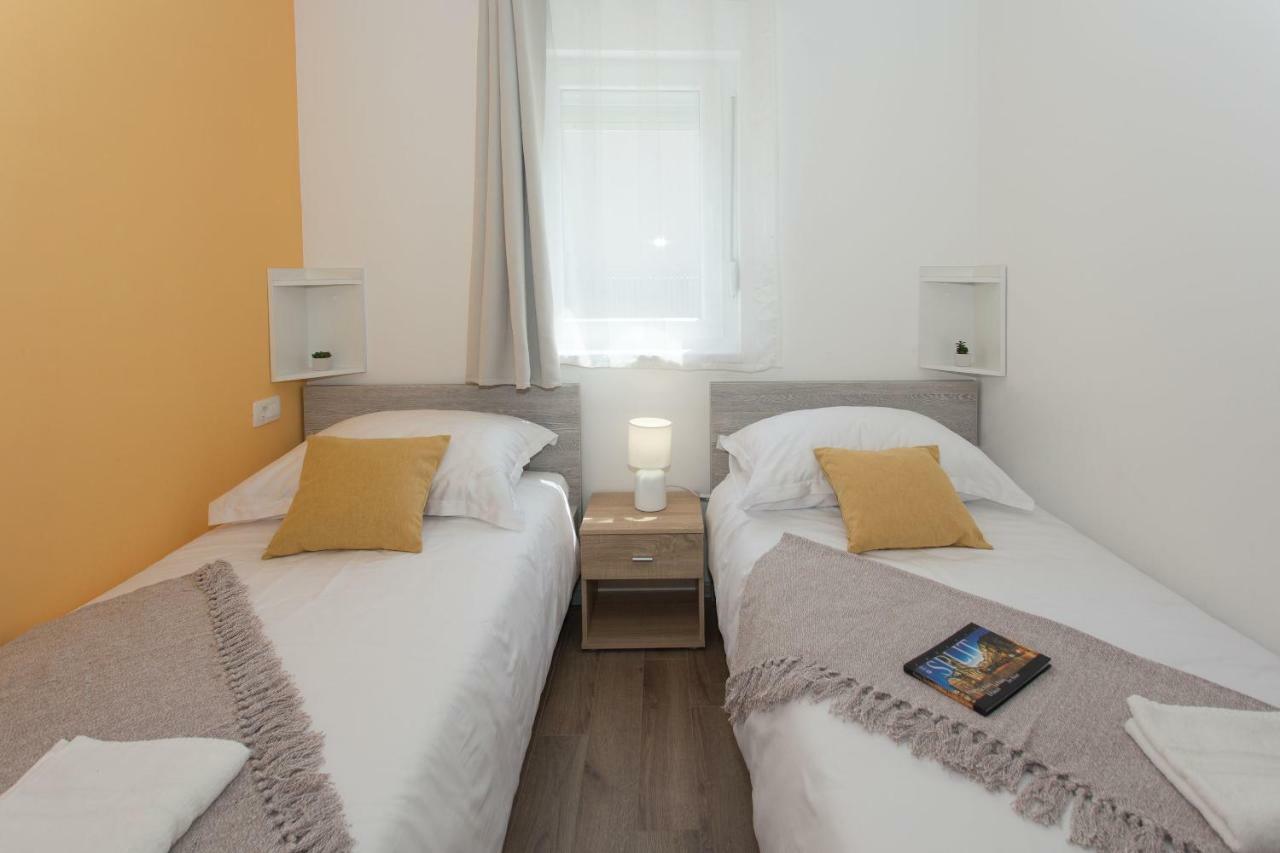 Villa Honey Seget Vranjica Exteriör bild