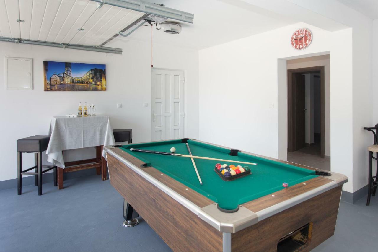 Villa Honey Seget Vranjica Exteriör bild