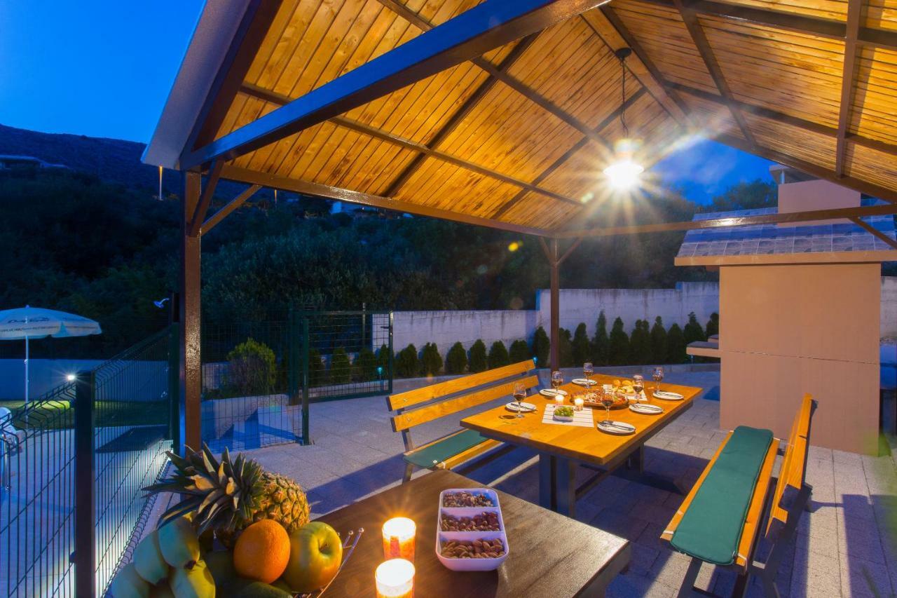 Villa Honey Seget Vranjica Exteriör bild